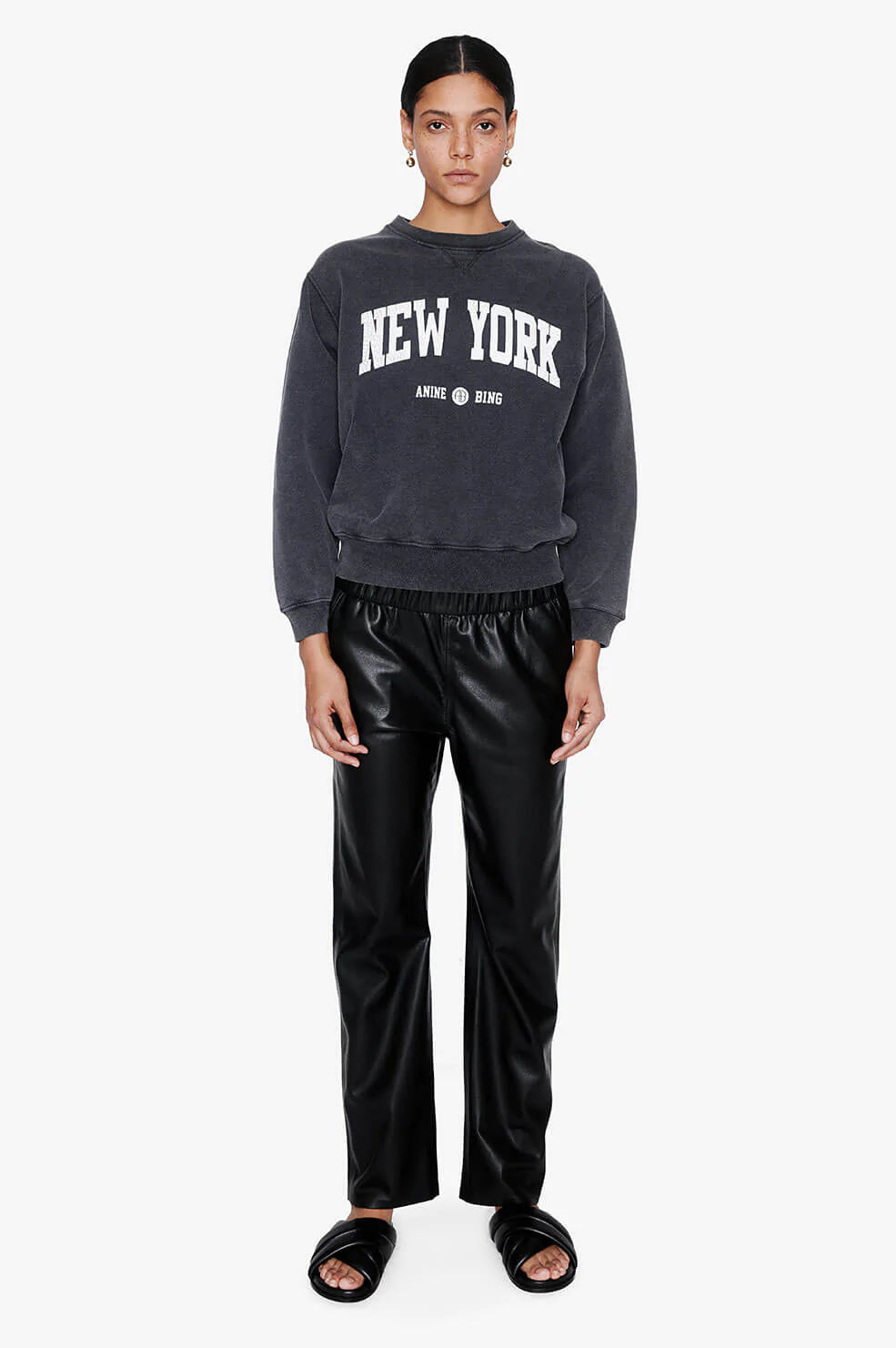 Anine Bing RAMONA SWEATSHIRT NEWYORK IN WASHED BLACK ANOTHER20